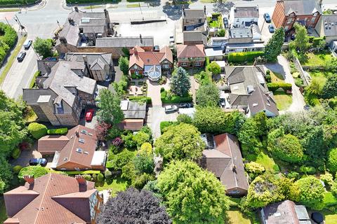 4 bedroom detached house for sale, The Cottage, Off Cold Bath Road, Harrogate
