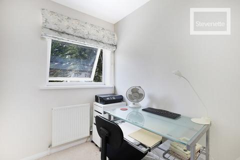 27 Beaufort Close, North Weald, Epping, CM16 6JZ
