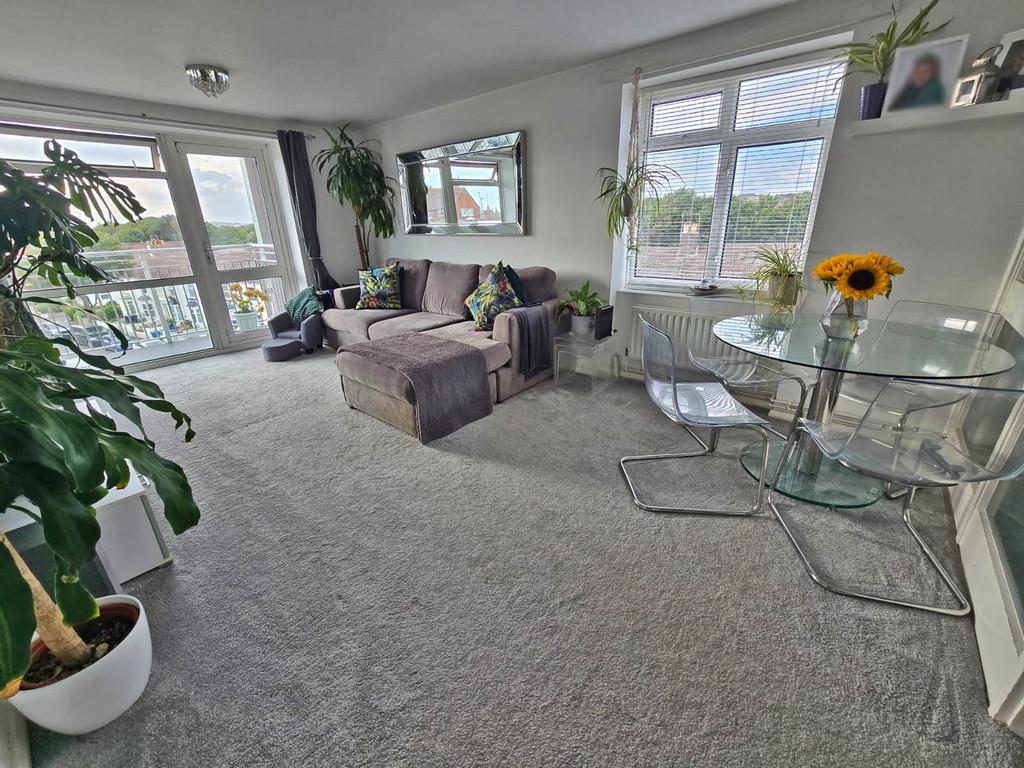 Living room (1)