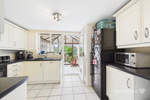 2 bedroom terraced house for sale, Rawdon Road, Moira