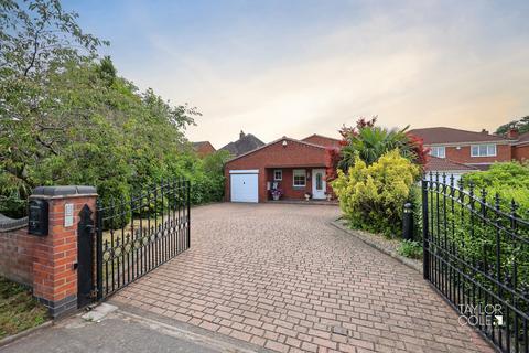 3 bedroom detached house for sale, Sutton Road, Mile Oak