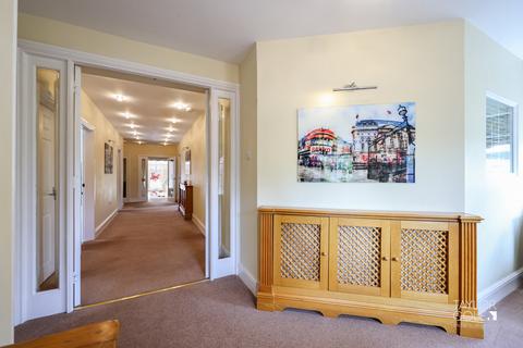 3 bedroom detached house for sale, Sutton Road, Mile Oak