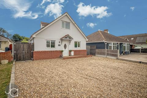 Clacton Road, Weeley Heath CO16