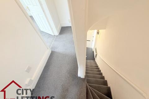 2 bedroom flat to rent, Mansfield Road, City Centre