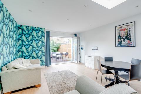 2 bedroom end of terrace house for sale, Eldon Road, Wood Green N22