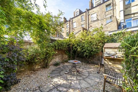 2 bedroom apartment for sale, Davenant Road, Archway N19