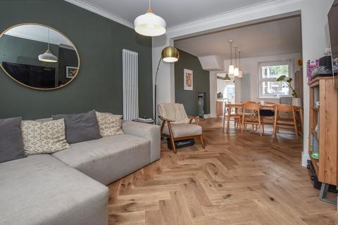 18 Scotts Road, Bromley, BR1 3QD