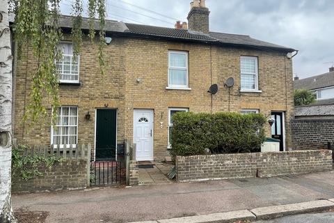 2 bedroom terraced house to rent, Shakespeare Road, Romford