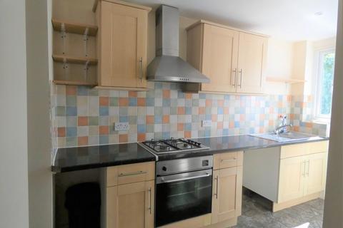 2 bedroom terraced house to rent, Shakespeare Road, Romford