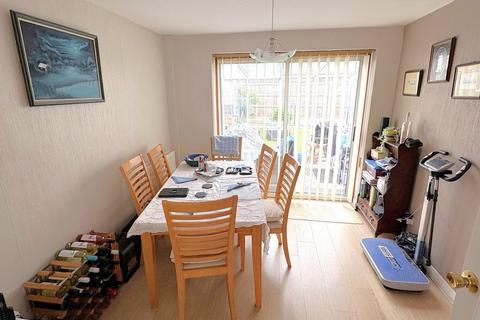undefined, Winston Ave, Tiptree