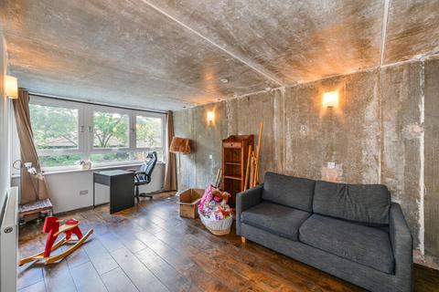 1 bedroom flat for sale, Palmerston House, Battersea, London, SW11