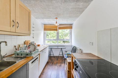 1 bedroom flat for sale, Palmerston House, Battersea, London, SW11