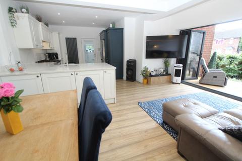 1 Birch Coppice, Brierley Hill, DY5 1AP
