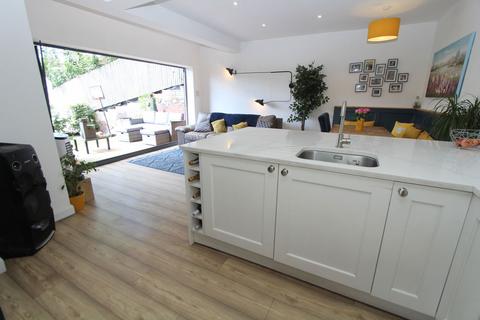 1 Birch Coppice, Brierley Hill, DY5 1AP