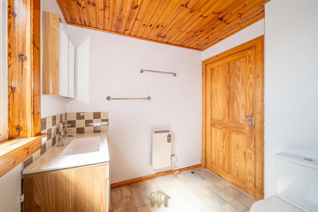 A-1 32 Gardner Street DD3 6 DR 180725 EDIT (21 of 3