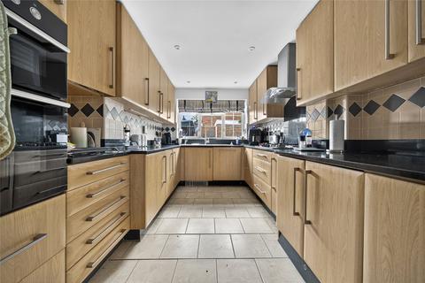 4 bedroom detached house for sale, Orchard Close, Woking GU24