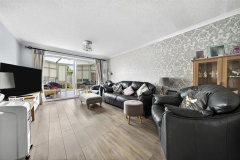 4 bedroom detached house for sale, Orchard Close, Woking GU24