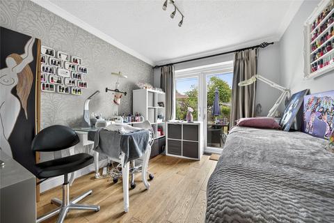 4 bedroom detached house for sale, Orchard Close, Woking GU24