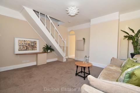 3 bedroom terraced house for sale, Gordon Road, Gosport