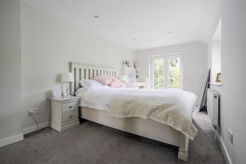 4 Exchange Road, Ascot, SL5 7AW