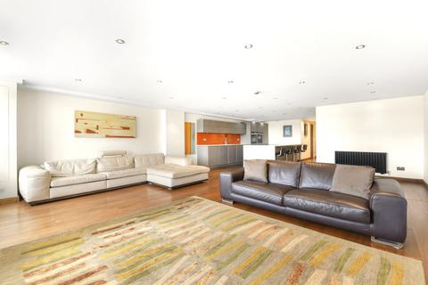 2 bedroom flat for sale, Wapping Wall, London