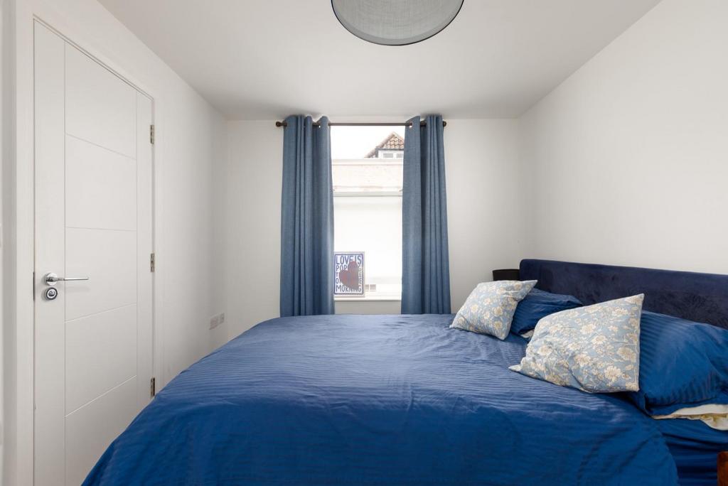 Flat 5 Redcliffe Lofts, 41 Guinea Street, BS1-12.j