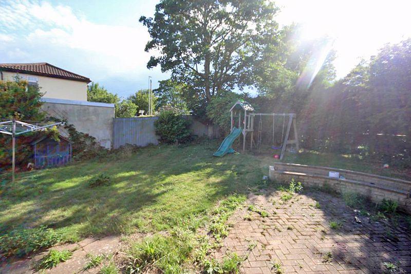 Rear Garden photo 3