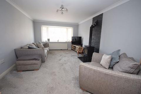 4 bedroom detached house for sale, PICKSLEY CRESCENT, HOLTON LE CLAY