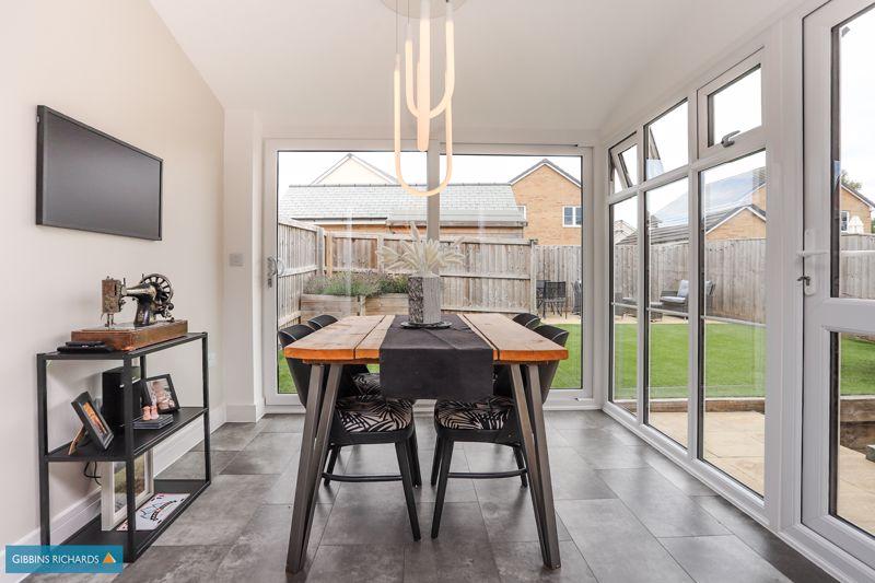 Garden/Dining Room