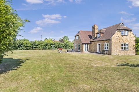 4 bedroom detached house for sale, Pagehurst Road, Marden Thorn