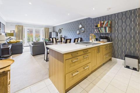 undefined, 12 Sterling Place, Woodhall Spa