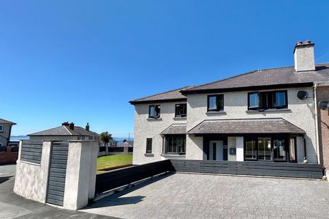 4 bedroom semi-detached house for sale, Maes Y Llan, Dwygyfylchi