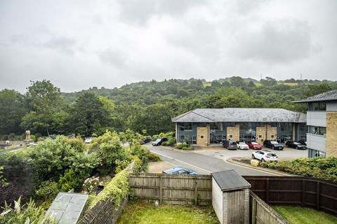 2 bedroom end of terrace house for sale, 111 Oldham Road, Ripponden HX6 4EB