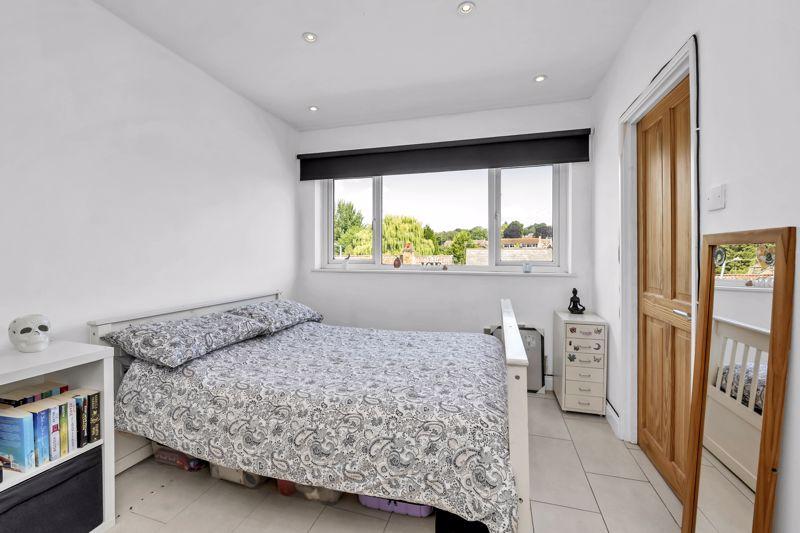 Sitting Room/Bedroom