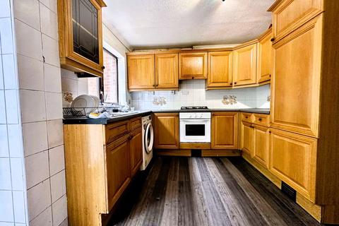 3 bedroom detached house for sale, Polegate, Luton