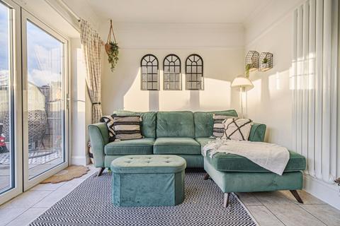 4 bedroom semi-detached house for sale, Bay Road, Gosport PO12