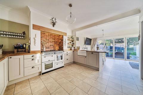 4 bedroom semi-detached house for sale, Bay Road, Gosport PO12