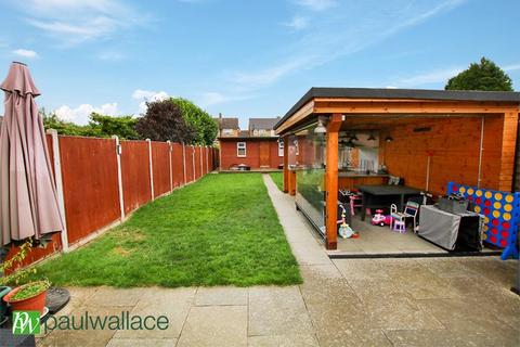 3 bedroom semi-detached house for sale, Mill Lane, Cheshunt