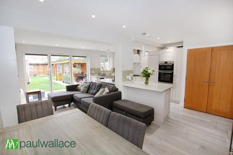 3 bedroom semi-detached house for sale, Mill Lane, Cheshunt