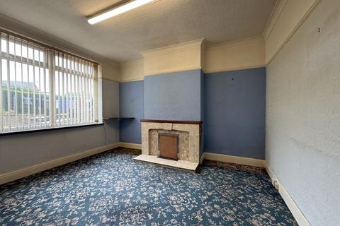 3 bedroom semi-detached house for sale, Kelvin Avenue, Stoke-On-Trent