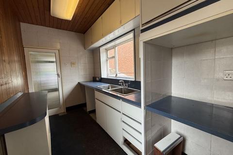 3 bedroom semi-detached house for sale, Kelvin Avenue, Stoke-On-Trent