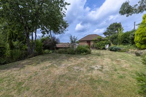 undefined, Yew Tree Lane, Rotherfield