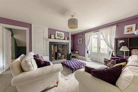 6 bedroom detached house for sale, High Street, Sandwich CT13