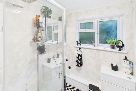 22 Acer Grove, Ipswich, IP8 3RR