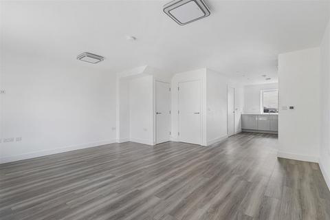 3 bedroom semi-detached house for sale, Leah Manning Close, Cambridge CB1