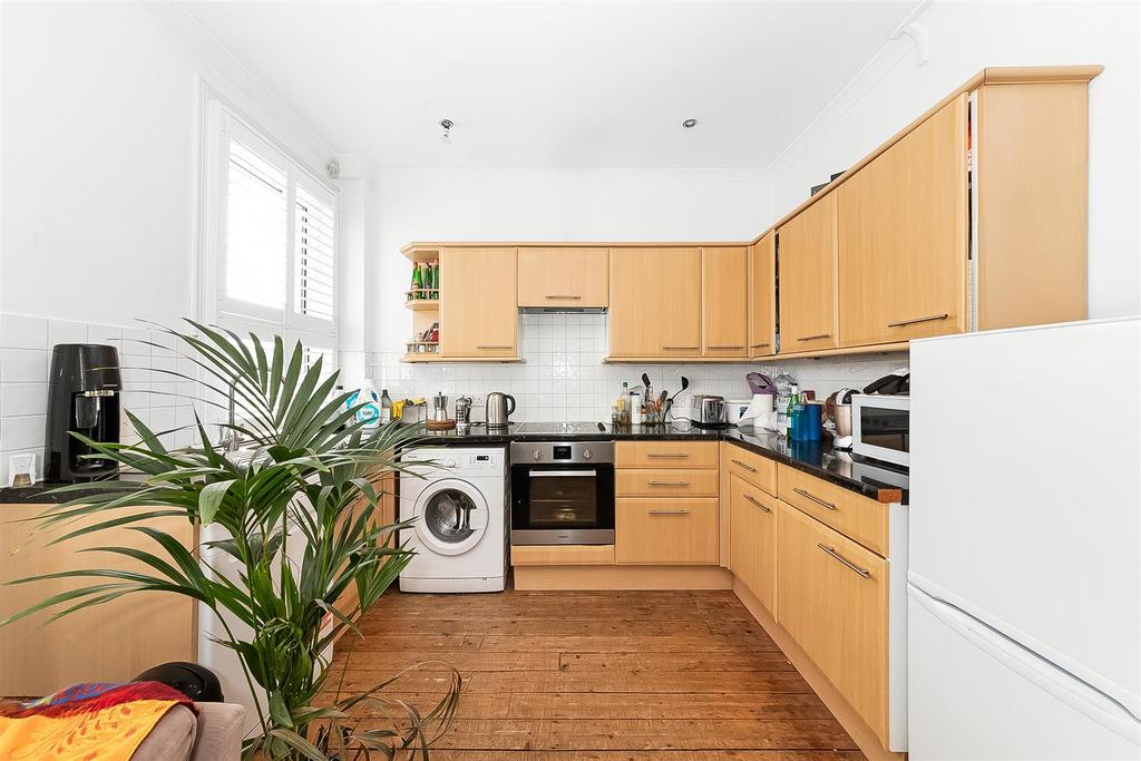 Lounge Kitchen