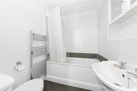 2 bedroom apartment for sale, Red Post Hill, London SE24