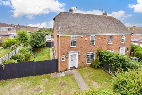 1 Burton Close, Folkestone, CT19 5LY
