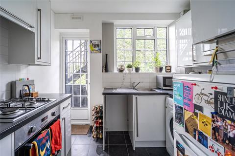 2 bedroom apartment for sale, Leigham Avenue, London, SW16