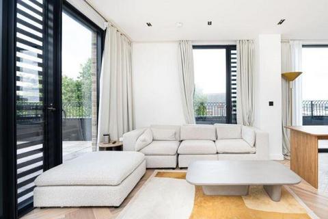 3 bedroom apartment to rent, 3 Cluny Mews, London, SW5 9AG